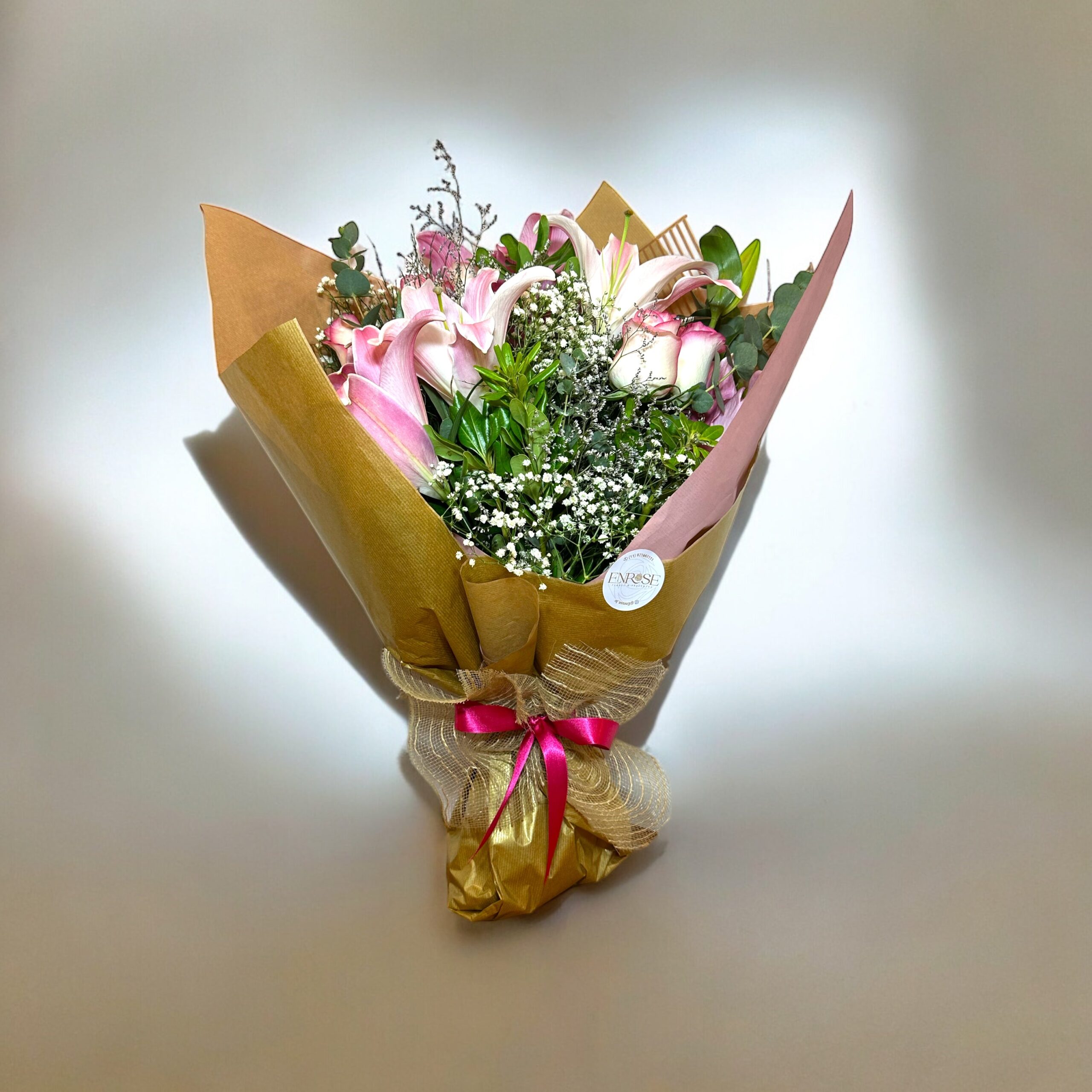 buquê de lírio com rosa buquê de lírio com rosa